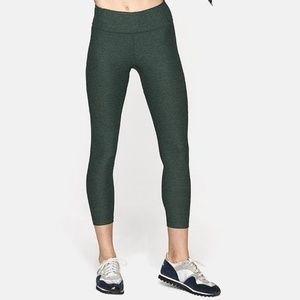 Outdoor Voices Hunter 3/4 Warmup Legging